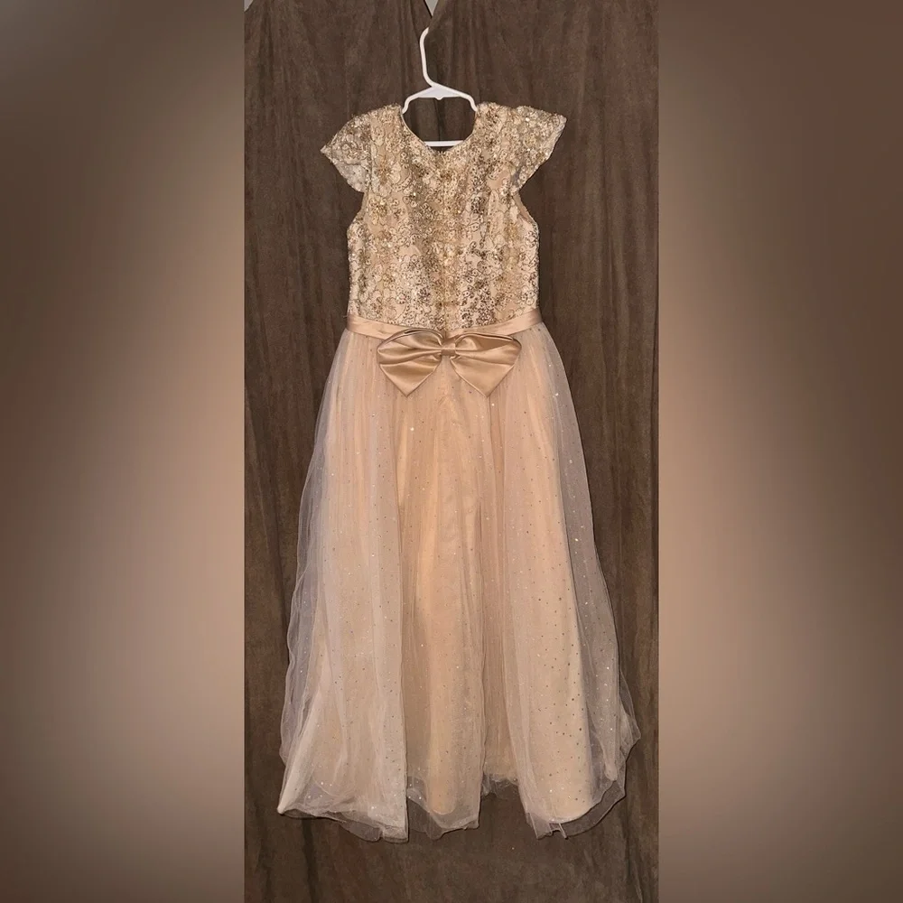 Flower girl dress - Picture 9 of 11